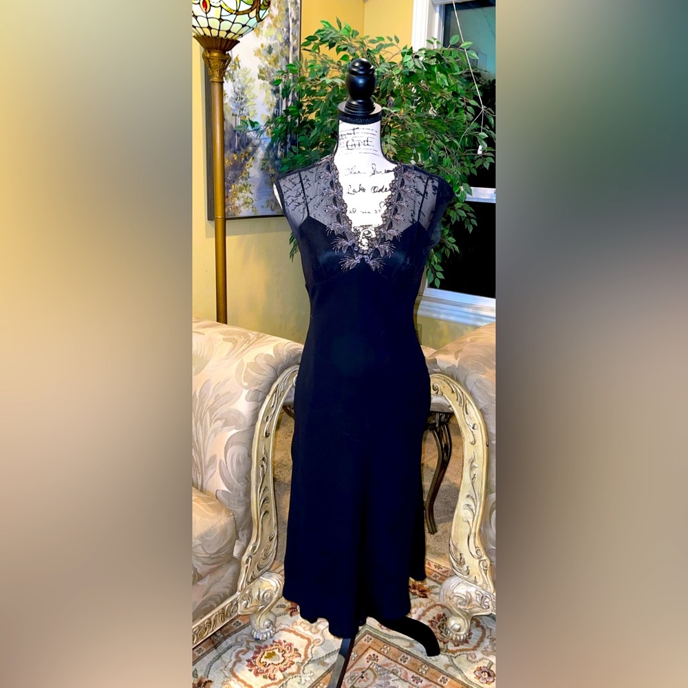 Cocktail dress excellent condition. Worn to fundraiser
